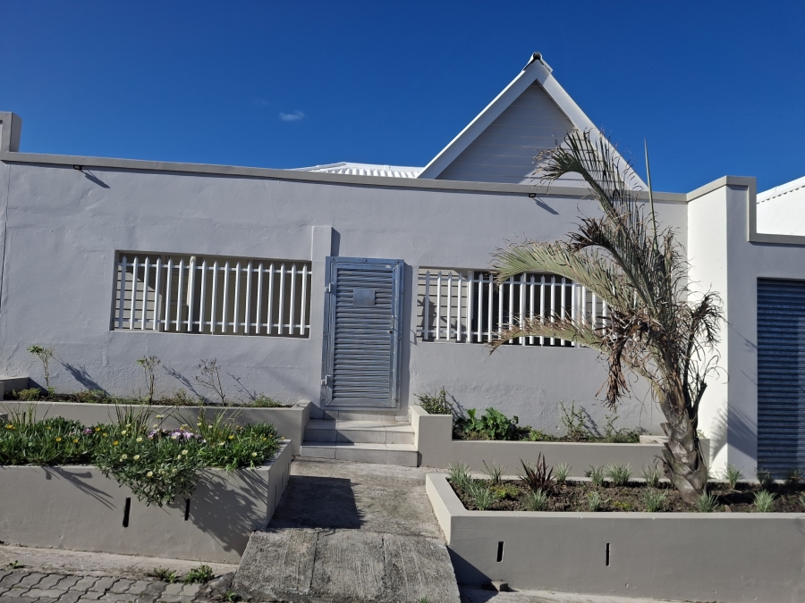 To Let Commercial Property for Rent in West Bank Eastern Cape
